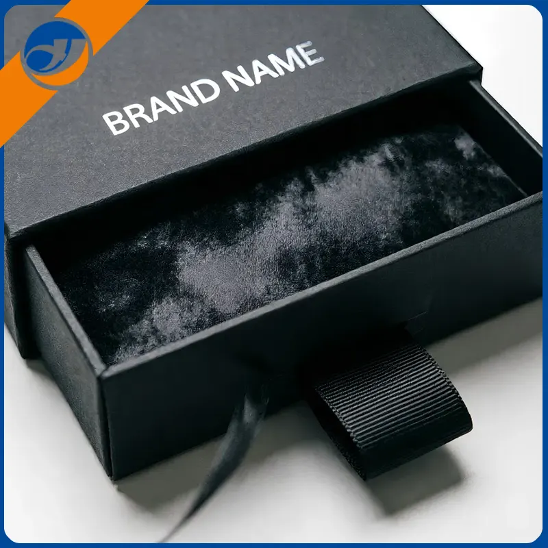 Луксузна кутија за вратоврска